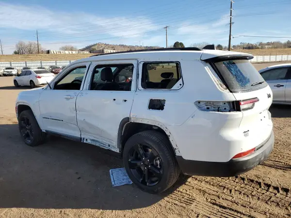 1C4RJKBG1R8610885 2024 JEEP GRAND CHEROKEE - Image 2