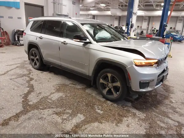 1C4RJKBG2P8760596 2023 JEEP GRAND CHEROKEE - Image 1