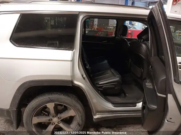1C4RJKBG2P8760596 2023 JEEP GRAND CHEROKEE - Image 8
