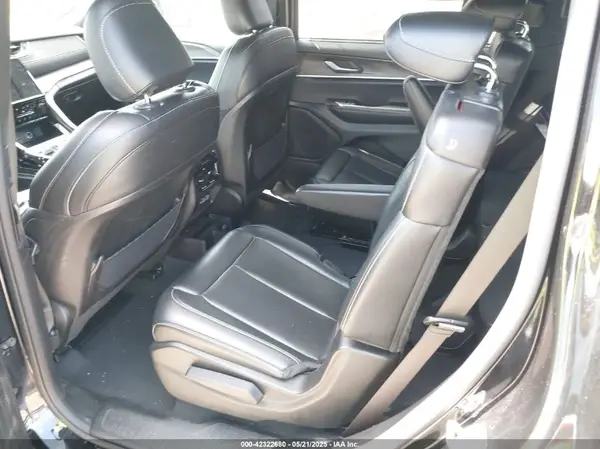1C4RJKBG2R8507247 2024 JEEP GRAND CHEROKEE - Image 8