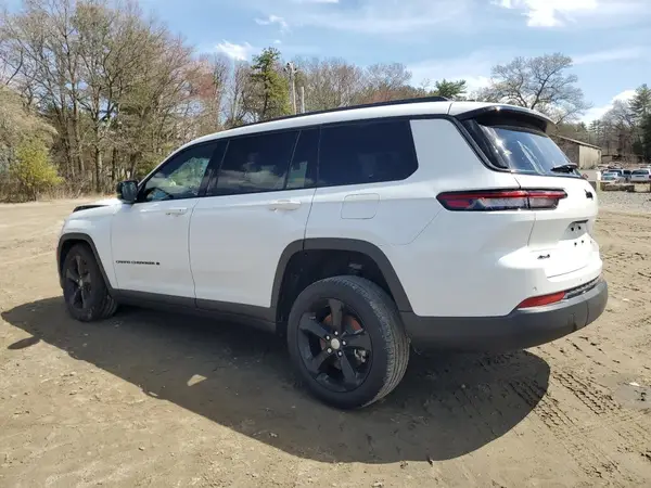 1C4RJKBG2R8528180 2024 JEEP GRAND CHEROKEE - Image 2