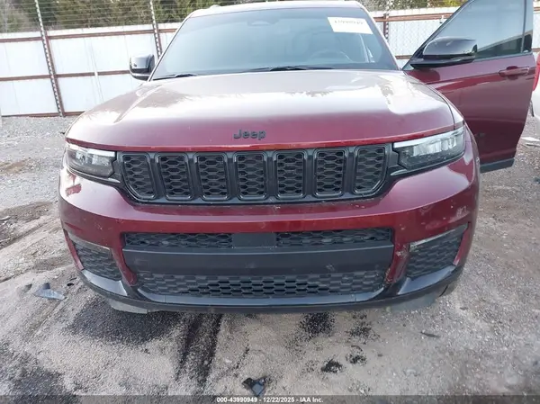 2025 JEEP GRAND CHEROKEE auction photo 6