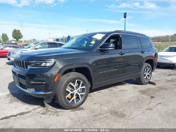 1C4RJKBG3P8852428 2023 JEEP GRAND CHEROKEE - Image 2