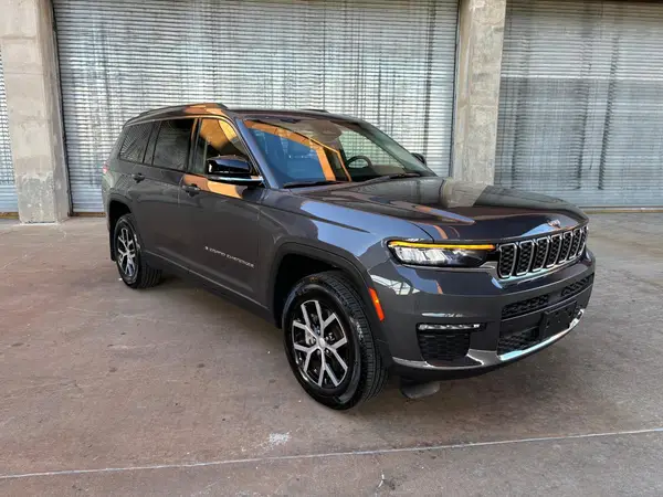 1C4RJKBG4P8840711 2023 JEEP GRAND CHEROKEE - Image 1