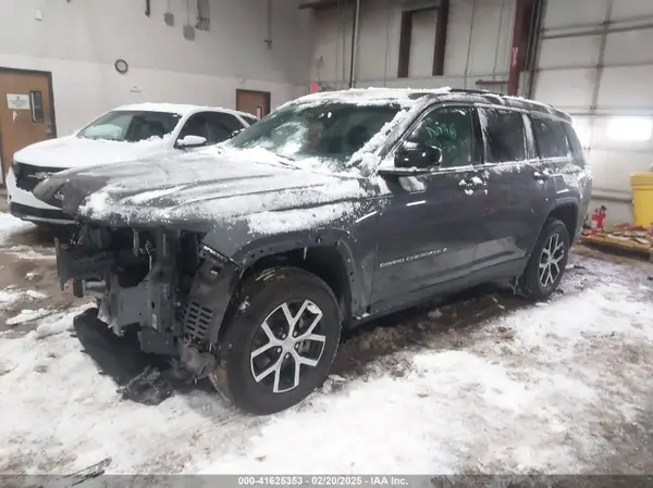1C4RJKBG4R8534630 2024 JEEP GRAND CHEROKEE - Image 2