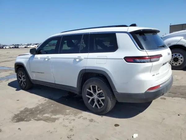 1C4RJKBG5P8751892 2023 JEEP GRAND CHEROKEE - Image 2