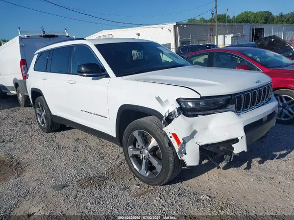 1C4RJKBG6P8752596 2023 JEEP GRAND CHEROKEE - Image 1