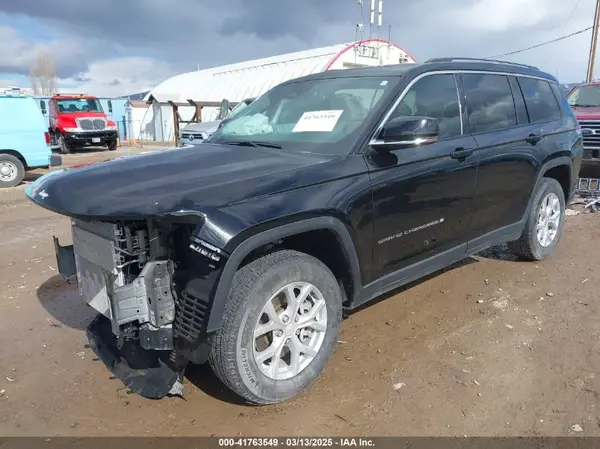 1C4RJKBG6P8859034 2023 JEEP GRAND CHEROKEE - Image 2
