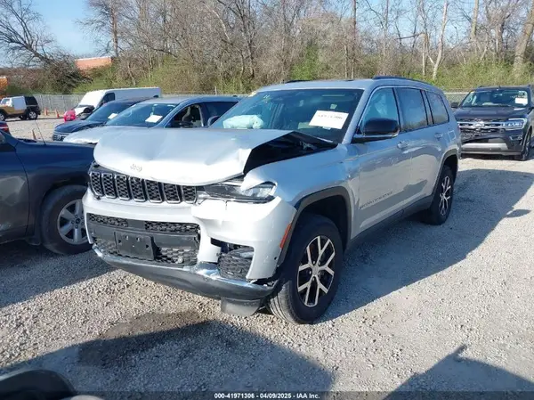 1C4RJKBG6R8527307 2024 JEEP GRAND CHEROKEE - Image 2
