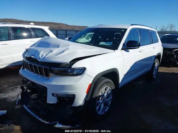 1C4RJKBG7N8622646 2022 JEEP GRAND CHEROKEE - Image 2