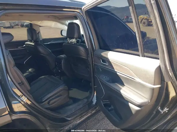 1C4RJKBG7R8921561 2024 JEEP GRAND CHEROKEE - Image 8