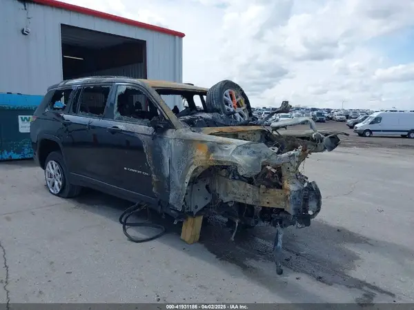 1C4RJKBG9N8598236 2022 JEEP GRAND CHEROKEE - Image 1