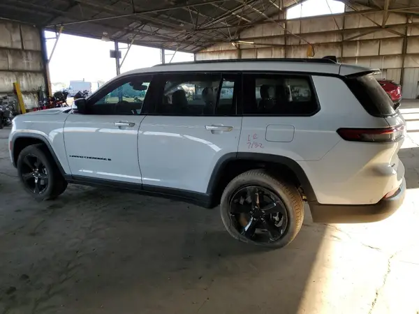 1C4RJKBG9R8935137 2024 JEEP GRAND CHEROKEE - Image 2