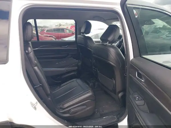1C4RJKBGXP8780661 2023 JEEP GRAND CHEROKEE - Image 8