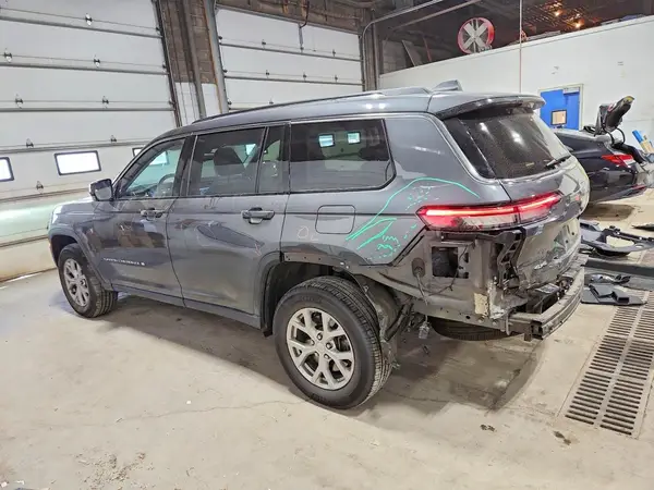 1C4RJKBGXP8812816 2023 JEEP GRAND CHEROKEE - Image 2