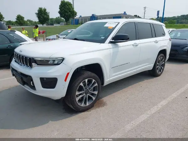 1C4RJKDG7M8132493 2021 JEEP GRAND CHEROKEE - Image 2