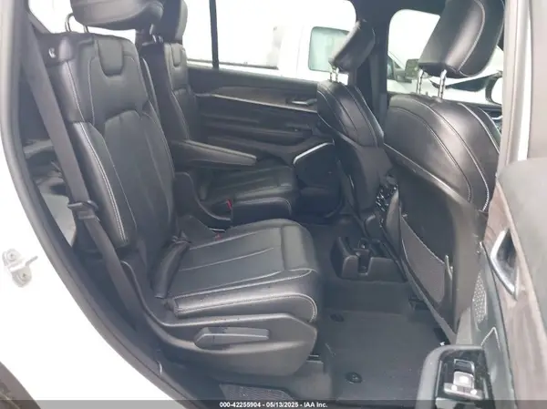 1C4RJKDG9P8737684 2023 JEEP GRAND CHEROKEE - Image 8