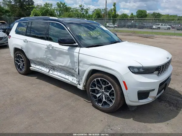 1C4RJKEG0P8722604 2023 JEEP GRAND CHEROKEE - Image 1
