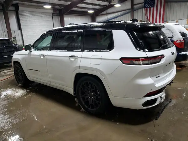 1C4RJKEG1P8832951 2023 JEEP GRAND CHEROKEE - Image 2