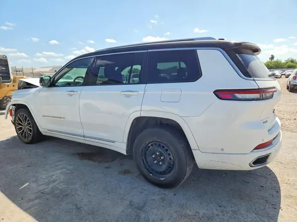1C4RJKEG1R8918960 2024 JEEP GRAND CHEROKEE - Image 2