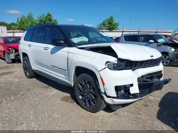 1C4RJKEG4P8806327 2023 JEEP GRAND CHEROKEE - Image 1