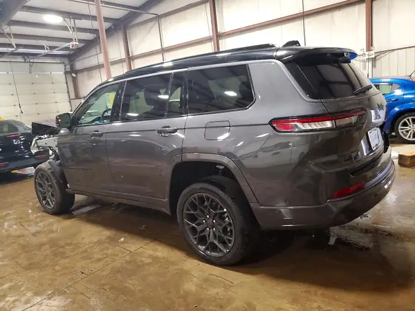 1C4RJKER6T8579086 2026 JEEP GRAND CHEROKEE - Image 2