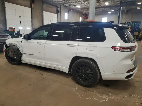 1C4RJKET8P8765374 2023 JEEP GRAND CHEROKEE - Image 2