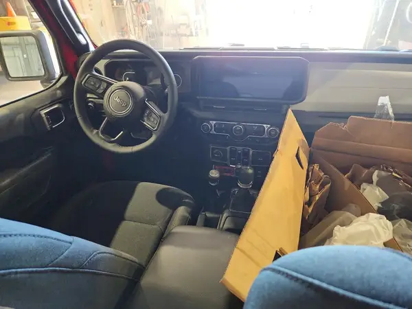 1C4RJXDG2TW217748 2026 JEEP WRANGLER - Image 8