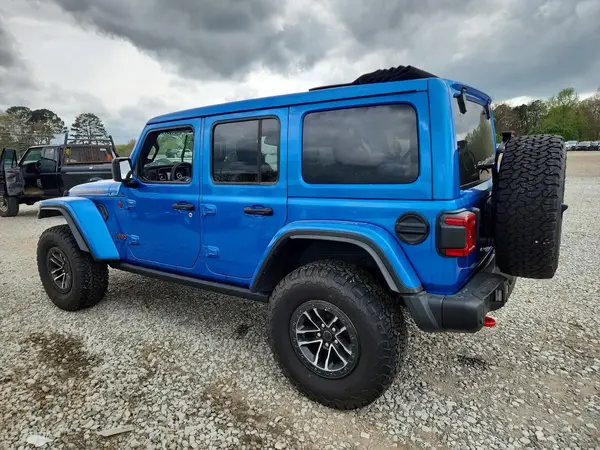 1C4RJXFG6SW660285 2025 JEEP WRANGLER - Image 2