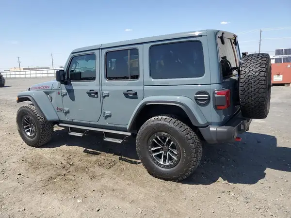 1C4RJXFG8RW304835 2024 JEEP WRANGLER - Image 2