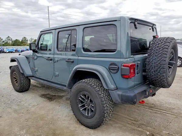 1C4RJXFG9RW197696 2024 JEEP WRANGLER - Image 2