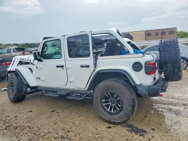 1C4RJXFN4SW662132 2025 JEEP WRANGLER - Image 2