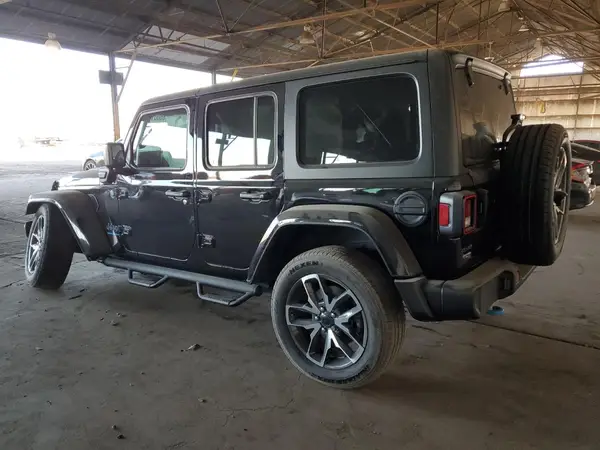 1C4RJXN61RW203774 2024 JEEP WRANGLER - Image 2