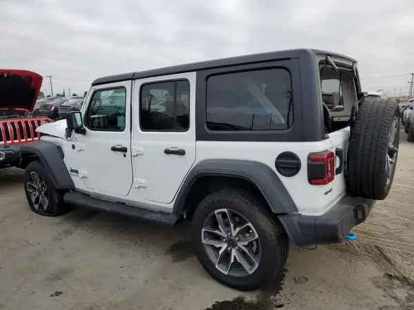 1C4RJXN62RW339248 2024 JEEP WRANGLER - Image 2