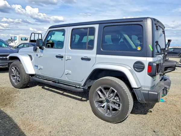 1C4RJXN63RW199243 2024 JEEP WRANGLER - Image 2