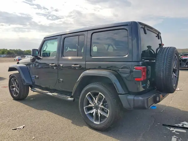 1C4RJXN64RW158118 2024 JEEP WRANGLER - Image 2