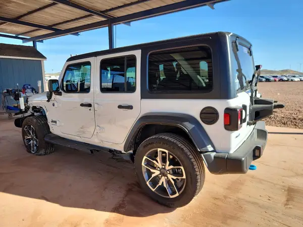 1C4RJXN66RW322632 2024 JEEP WRANGLER - Image 2