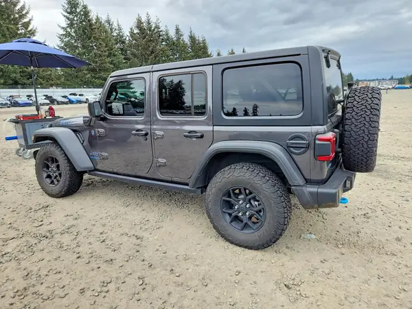 1C4RJXN67RW121662 2024 JEEP WRANGLER - Image 2