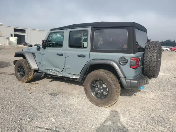 1C4RJXN67RW235662 2024 JEEP WRANGLER - Image 2