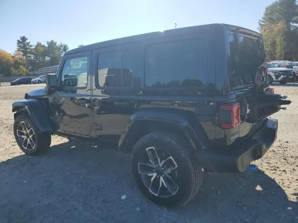 1C4RJXN68RW144481 2024 JEEP WRANGLER - Image 2
