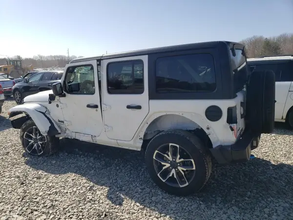 1C4RJXN68RW227506 2024 JEEP WRANGLER - Image 2