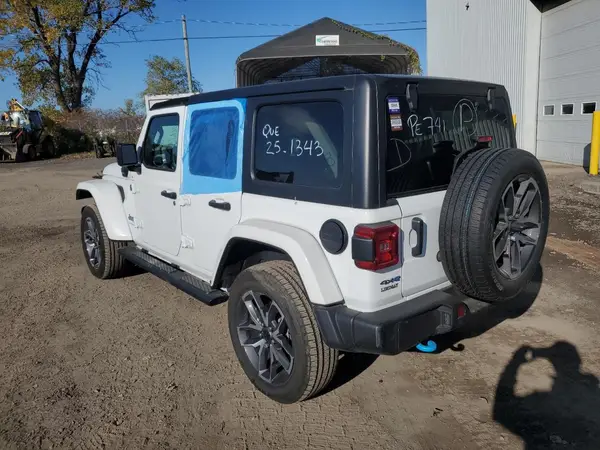 1C4RJXN6XRW154476 2024 JEEP WRANGLER - Image 2