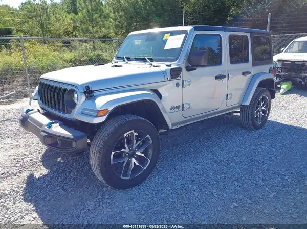 1C4RJXN6XRW234084 2024 JEEP WRANGLER - Image 2