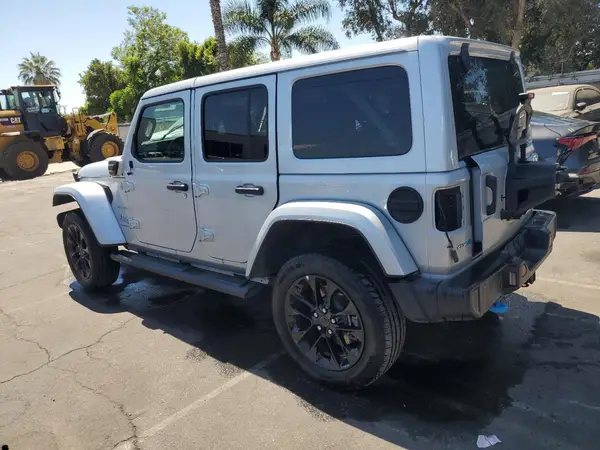 1C4RJXP61RW275278 2024 JEEP WRANGLER - Image 2