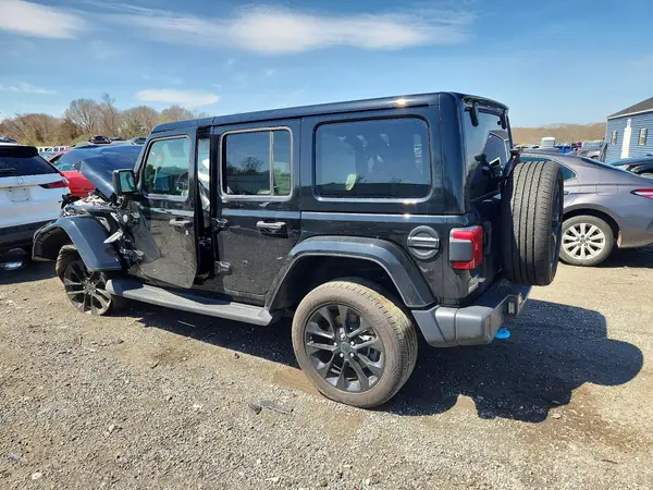 1C4RJXP62RW143873 2024 JEEP WRANGLER - Image 2