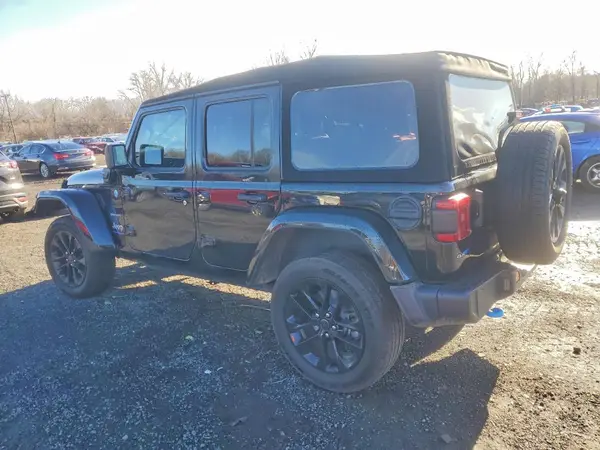 1C4RJXP64RW119106 2024 JEEP WRANGLER - Image 2