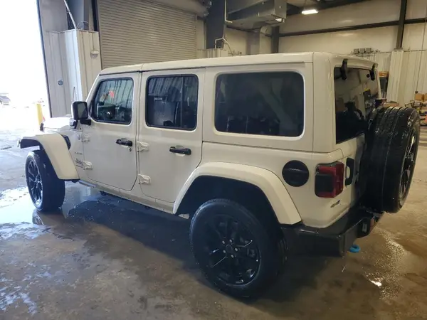 1C4RJXP64RW270205 2024 JEEP WRANGLER - Image 2