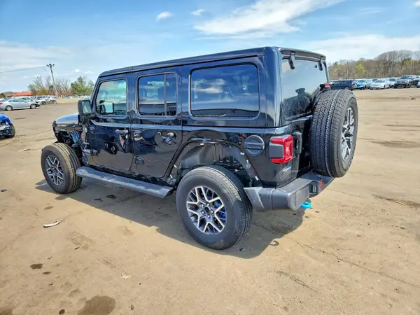 1C4RJXP67RW221984 2024 JEEP WRANGLER - Image 2