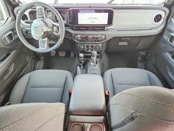 1C4RJXP67SW585330 2025 JEEP WRANGLER - Image 8