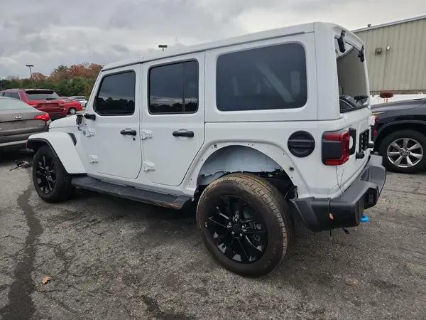 1C4RJXP68RW316537 2024 JEEP WRANGLER - Image 2